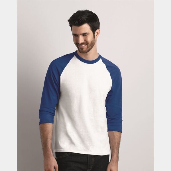 Unisex Heavy Cotton™ Raglan Three-Quarter Sleeve T-Shirt Thumbnail